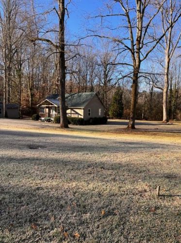 512 Cane Creek Valley Rd, Dahlonega, GA 30533-3820