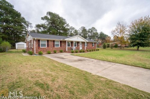 414 Knodishall Dr, Warner Robins, GA 31093-2836