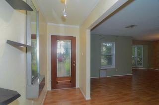 8814 Sharpview Dr, Houston TX  77036-6116 exterior