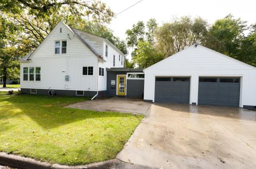 1404 Fillmore St, Alex, MN 56308-2830