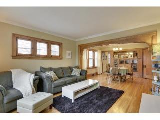 3901 Standish Ave, Minneapolis MN  55407-3052 exterior