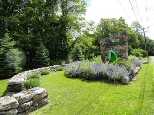 70 Woodside Cir, Torrington, CT 06790-2238