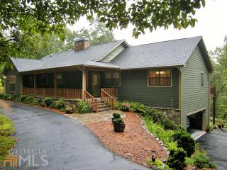 389 Rabun Bluffs Dr, Lakemont, GA 30552