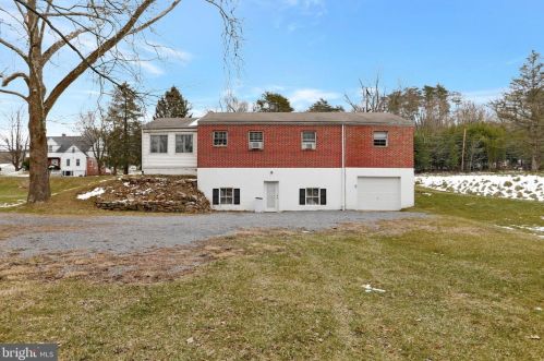 1378 Valley Rd, Berkeley Springs WV  25411-4801 exterior