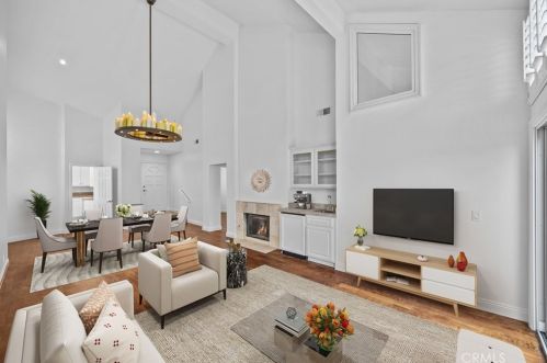 16 Del Italia, Irvine, CA 92614-5355