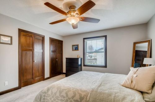 2380 Helena Rd, Saint Paul MN  55128-4910 exterior