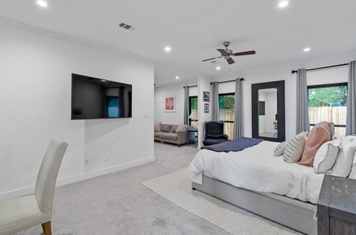 10402 Cassia Cv, Austin TX  exterior