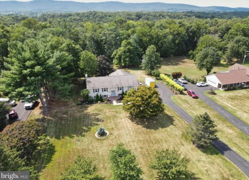2318 Contest Ln, Haymarket, VA 20169-1210