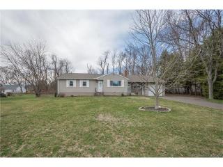 27 Emma Ln, Vernon, CT 06066-2707