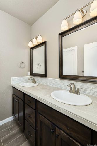 1336 Longs Pt, Woodland Park CO 80863-5306 exterior