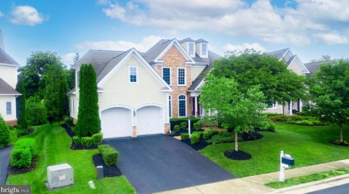 8158 Snead Loop, Gainesville, VA 20155-3221
