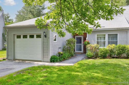 65 Pine Point Rd, Scarborough, ME 04074-8812