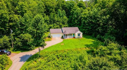 104 Daly Rd, East Hampton, CT 06424-1696