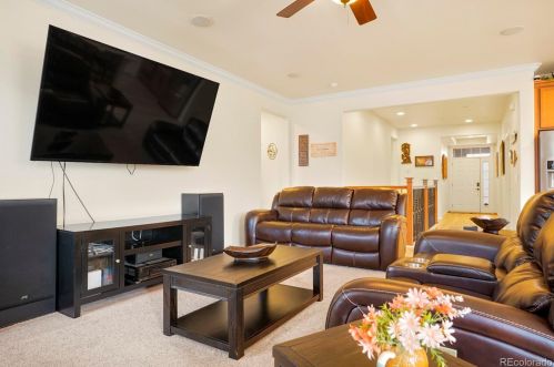 11542 Chambers Dr, Denver CO  80022-6607 exterior