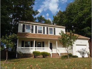 68 Michaels Woods Dr, Hampton, VA 23666-5600