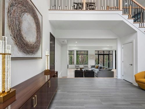 630 Colebrook Ct, Atlanta GA  30327-4710 exterior