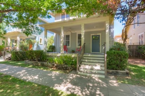 2370 England St, Chico, CA 95928-9426