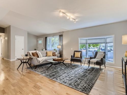 2036 Olathe St, Denver CO  80013-1217 exterior