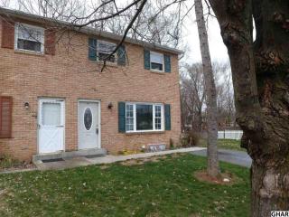 316 Juniper St, Carlisle PA  17013-2524 exterior