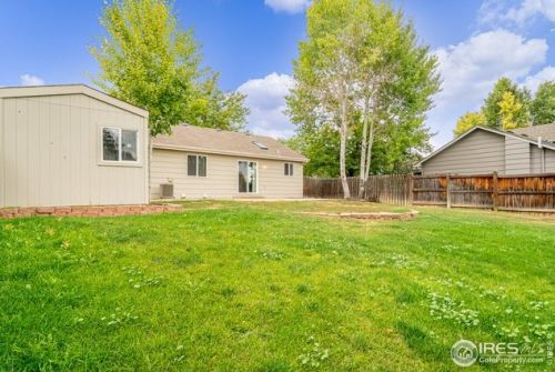 1214 Belle Dr, Loveland CO 80537-3704 exterior