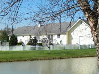 800 New Saratoga Rd, Anna, IL 62906-4039