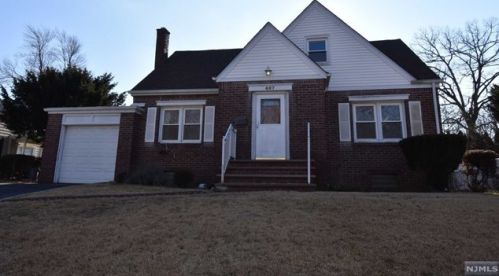 467 Bergen Blvd, Oradell, NJ 07649-2249