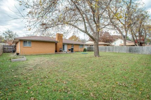 4212 Selkirk Dr, Fort Worth TX  76109-5328 exterior