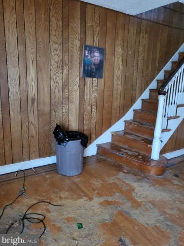 2002 Cheltenham Ave, Philadelphia, PA 19124-1531