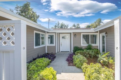 14241 Clarissa Ln, Santa Ana, CA 92705-3219