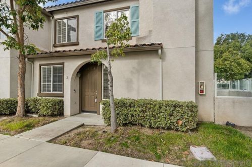 318 Dolphin Ln, Oceanside, CA 92058-0848