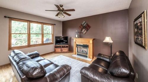 4052 Camberwell Dr, Saint Paul MN  55123-3918 exterior