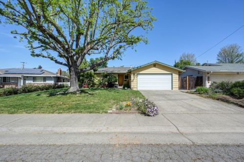 6640 Rinconada Dr, Citrus Heights, CA 95610-4548