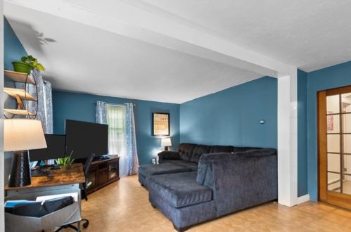 545 Victory Hwy, Burrillville, RI 02839-1242