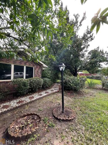 225 Francis St, Warner Robins, GA 31093-1874