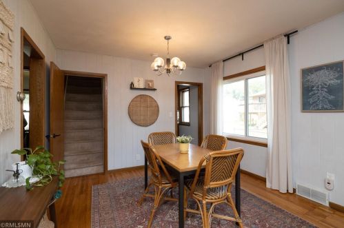 1391 Alaska Ave, Saint Paul MN  55116-2339 exterior