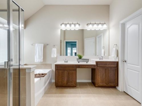 8632 Running River Ln, Fort Worth TX  76131-3380 exterior