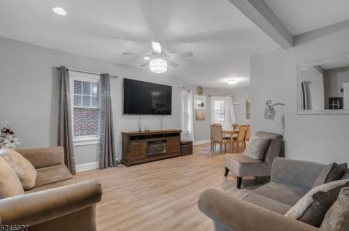 132 Jerome Pl, Bloomfield, NJ 07003-4916