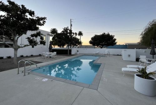 149 Mozart Ave, Cardiff By The Sea, CA 92007-2339