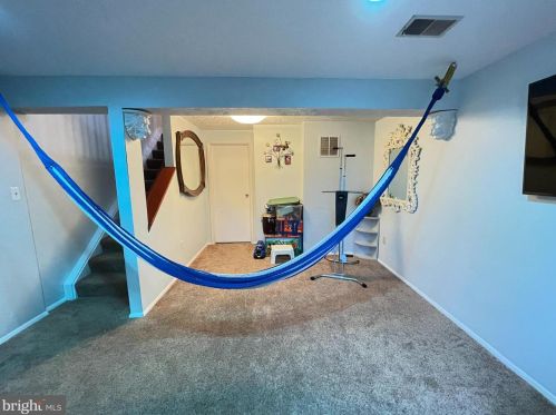 14568 Farmcrest Pl, Silver Spring MD 20905-6009 exterior