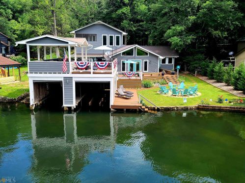 74 Landing Ln, Clayton, GA 30525-4606