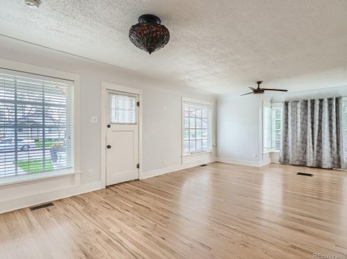 4043 Pennsylvania St, Englewood CO  80113-4745 exterior