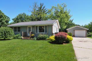 2110 Woodlane Dr, Third Lake, IL 60046