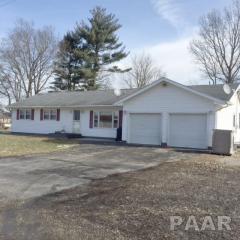 1053 Moss St, Gilson, IL 61436-9492