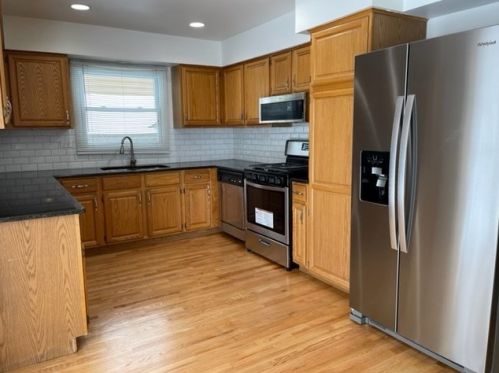 1536 Chippewa Dr, Naperville IL  60563-1402 exterior