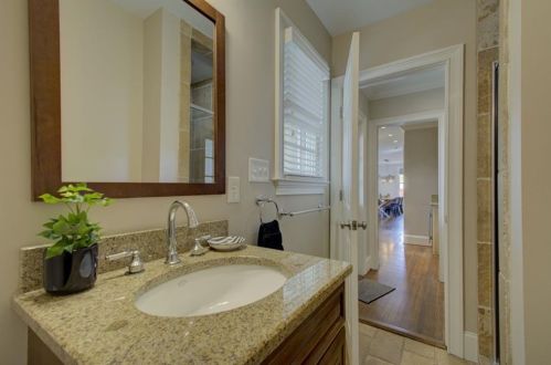 627 Hillpine Dr, Atlanta GA  30306-3222 exterior