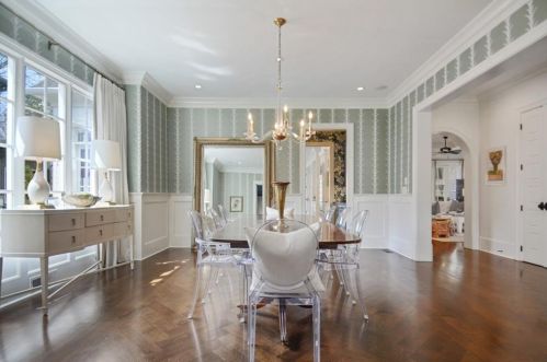 2672 Ellwood Dr, Atlanta GA  30305-3866 exterior