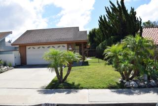 2725 Luciernaga St, Carlsbad, CA 92009-5827