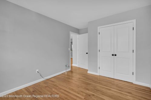 23 Juniper Ln, Tinton Falls NJ exterior