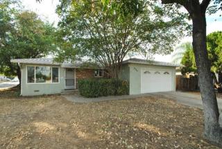 1344 Cindy Ave, Clovis, CA 93612-2300