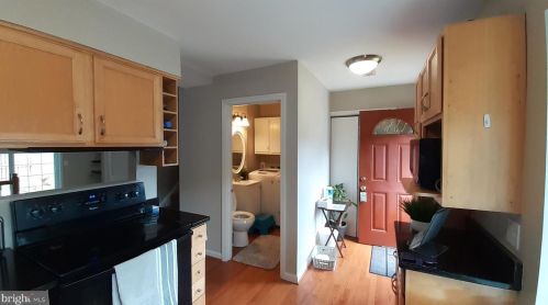9408 Packard Way, Springfield, VA 22015-3105